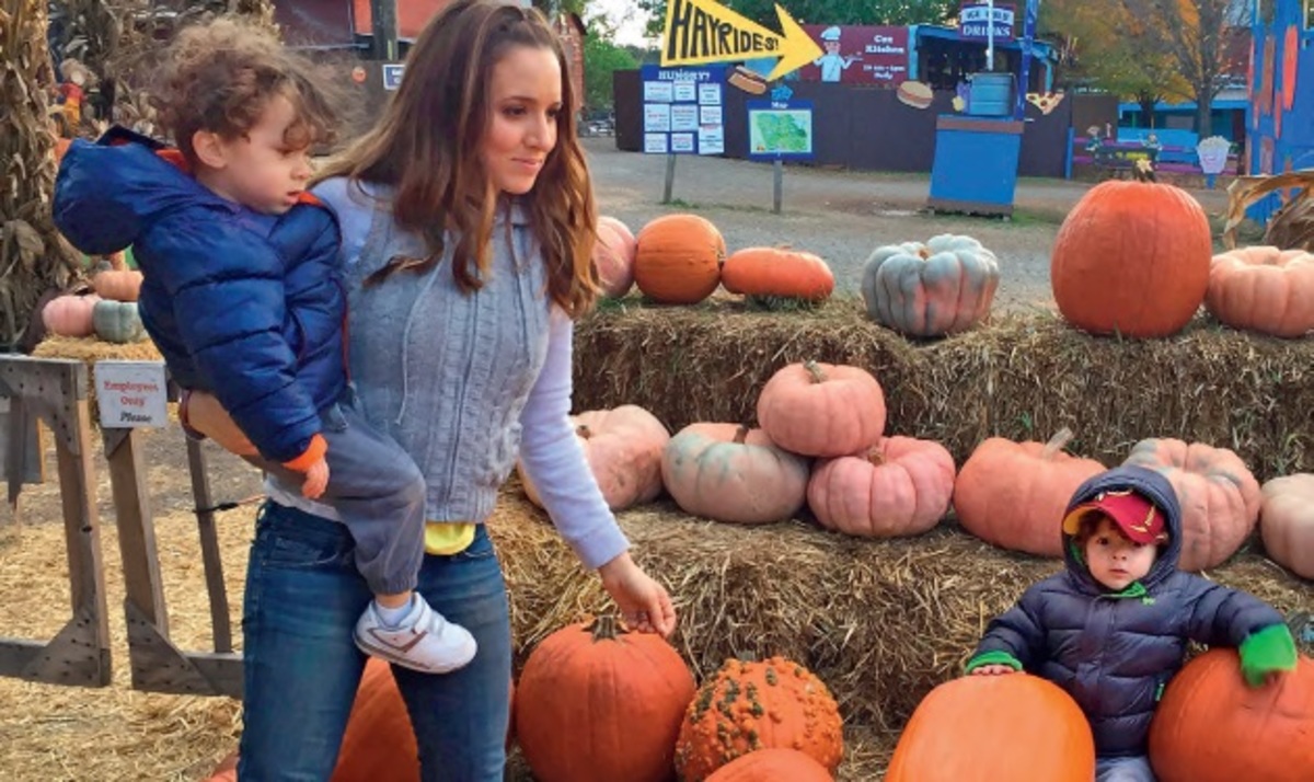 Η Καλομοίρα και τα δίδυμα γιορτάζουν το Halloween στη Νέα Υόρκη!