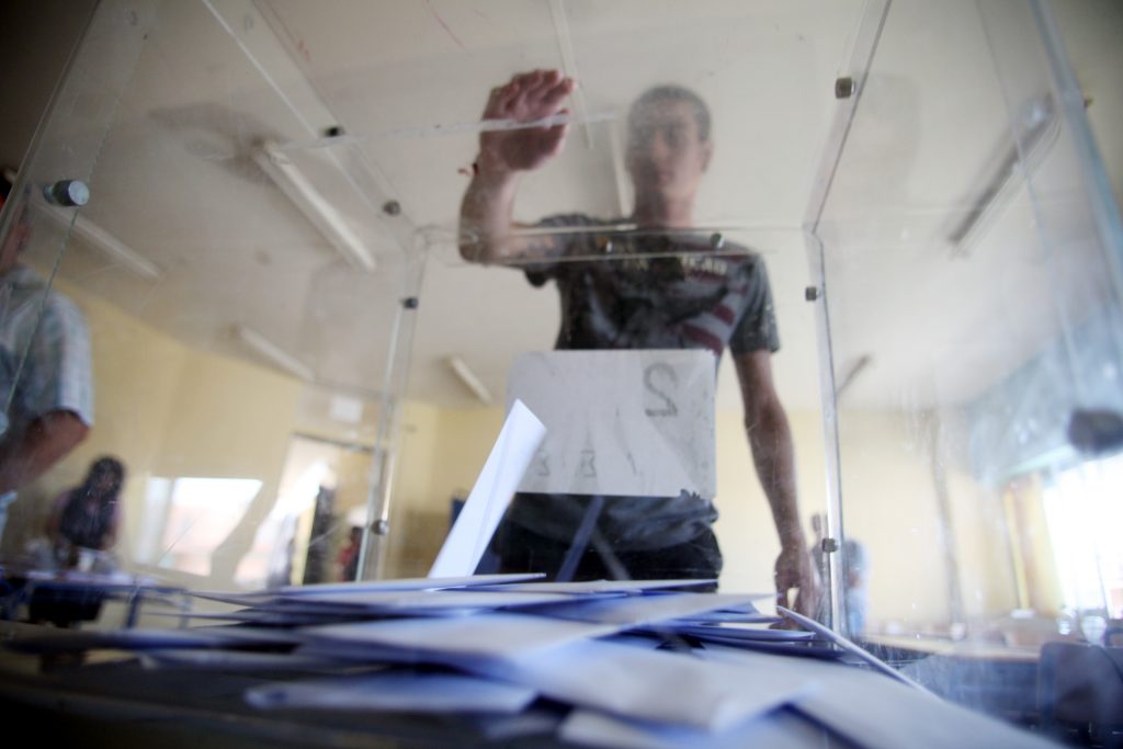 Σε 10 περιφέρειες από τις 56 άλλαξε το πρώτο κόμμα