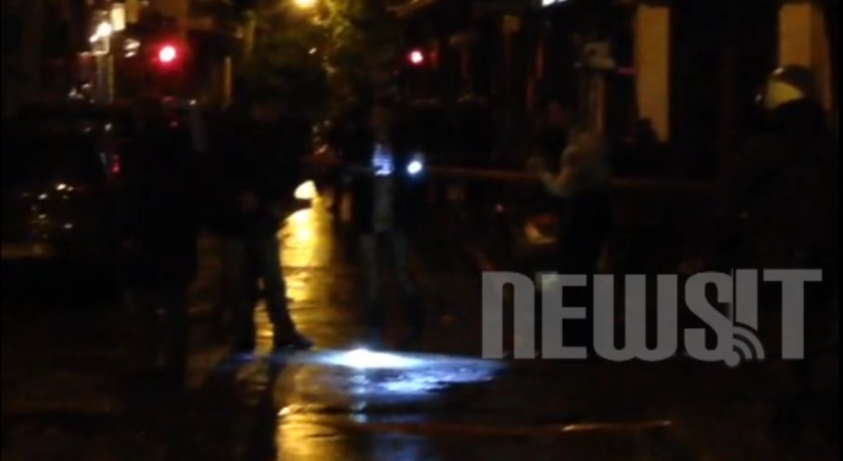 Ενέδρα θανάτου στα Εξάρχεια