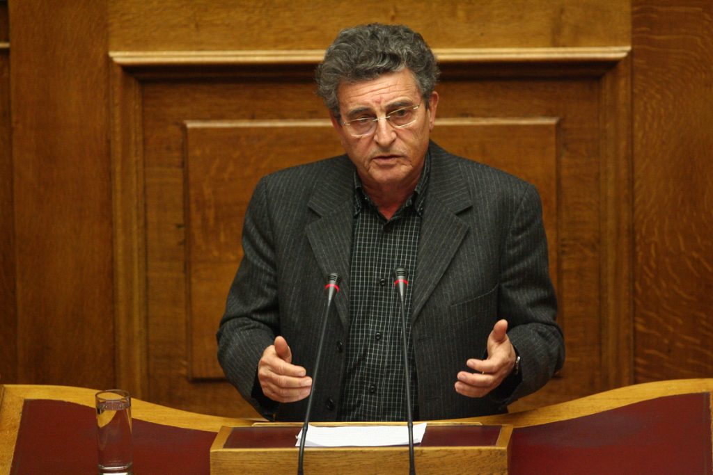 Ο πρώτος βουλευτής του ΣΥΡΙΖΑ που απειλεί να μην ψηφίσει το πολυνομοσχέδιο