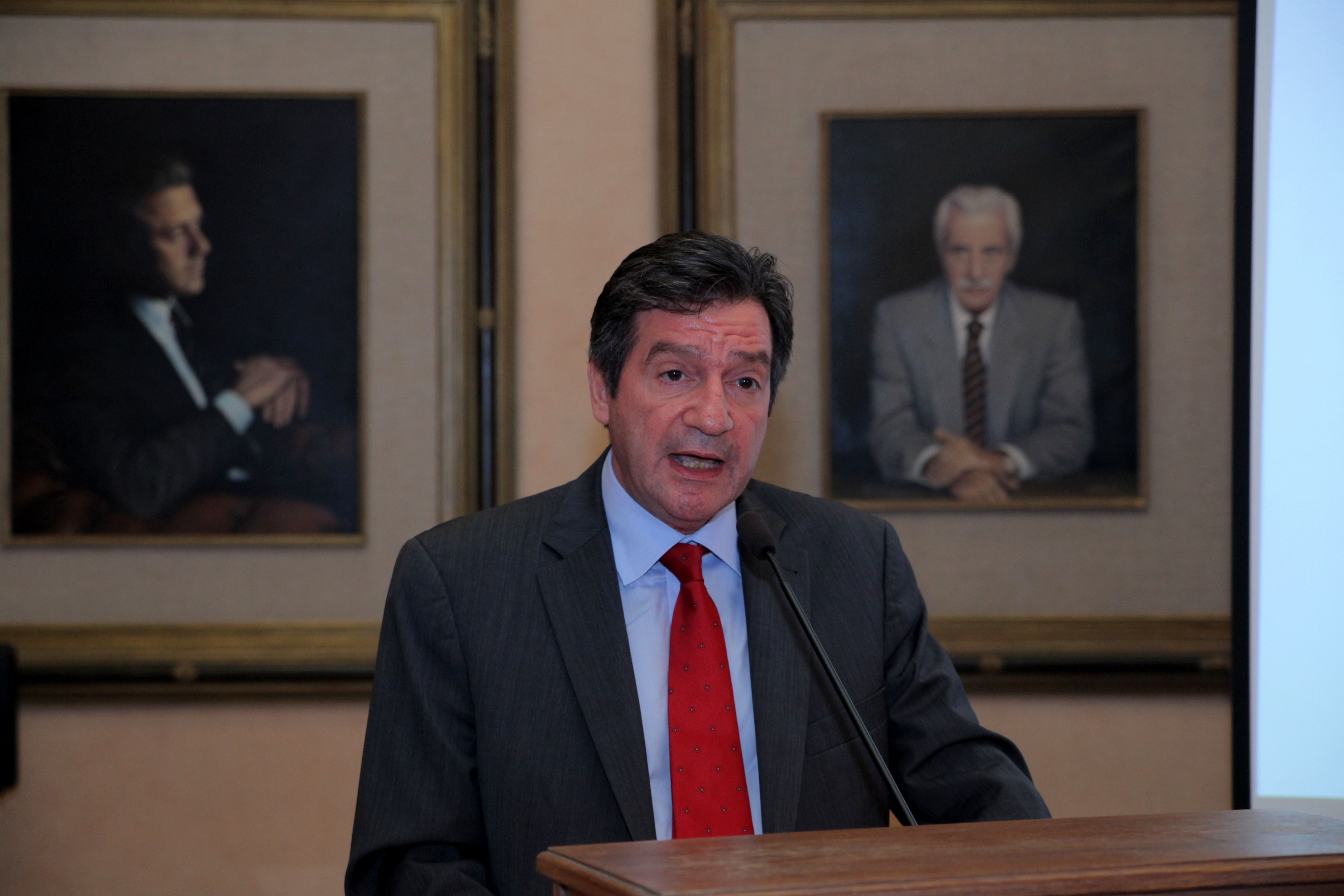 Καμίνης: Έλεγχος για πλαστά πιστοποιητικά σε όλους τους υπαλλήλους του δήμου Αθηναίων