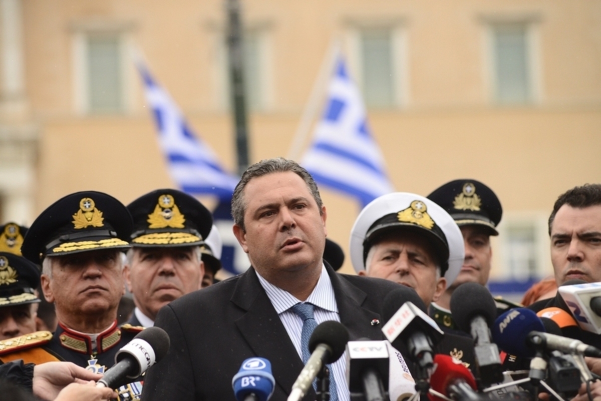 Κόντρα Καμμένου-Θεοδωράκη: Τι εξόργισε τον ΥΕΘΑ