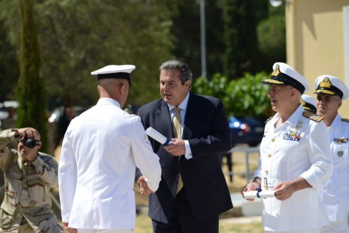 Ποιους κομάντος αποθέωσε ο Καμμένος λέγοντας πως είναι οι καλύτεροι του NATO