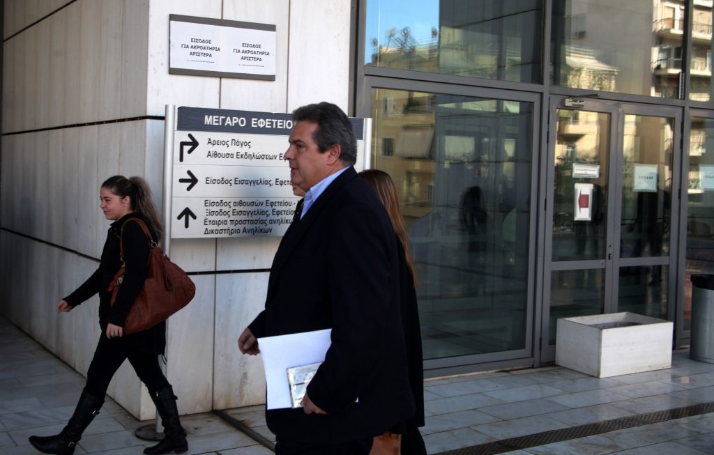 Στον εισαγγελέα για τα CDS ο Π. Καμμένος – “Τελείωσαν. Πάμε σε εκλογές” είπε στους δημοσιογράφους