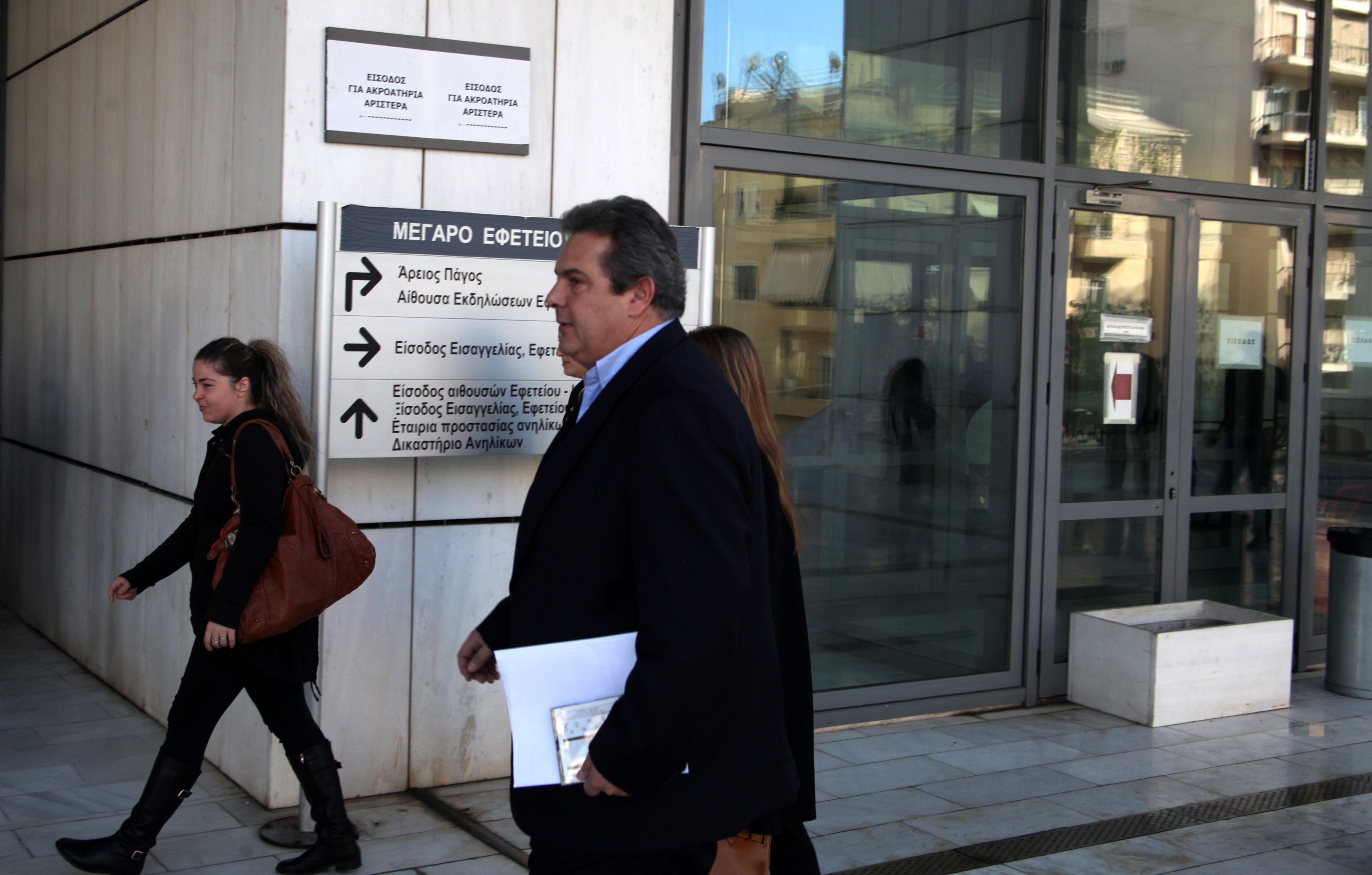 Στον εισαγγελέα για τα CDS ο Π. Καμμένος – “Τελείωσαν. Πάμε σε εκλογές” είπε στους δημοσιογράφους