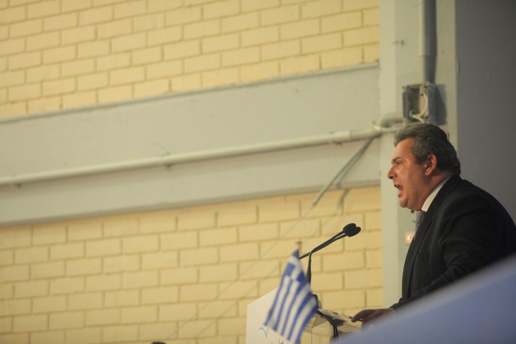 Εξάψαλμος Καμμένου στον Σαμαρά για το “βαθύ σκοτάδι”