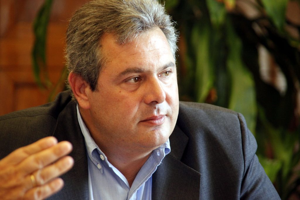 Καμμένος: “Πληρωμή των φαρμακοποιών μέσω συμψηφισμού”