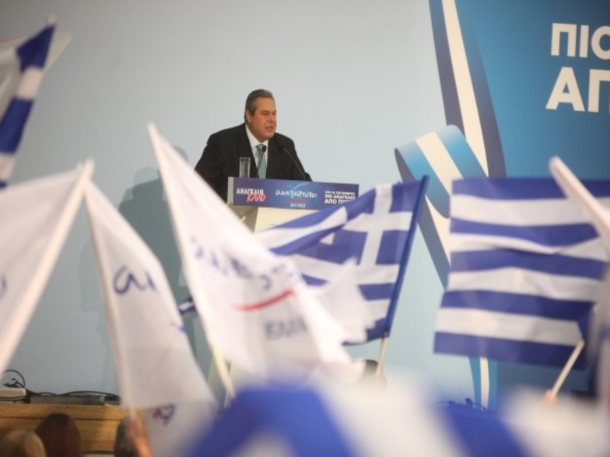 Τετραπλασιασμό των παρελάσεων υποσχέθηκε ο Καμμένος!