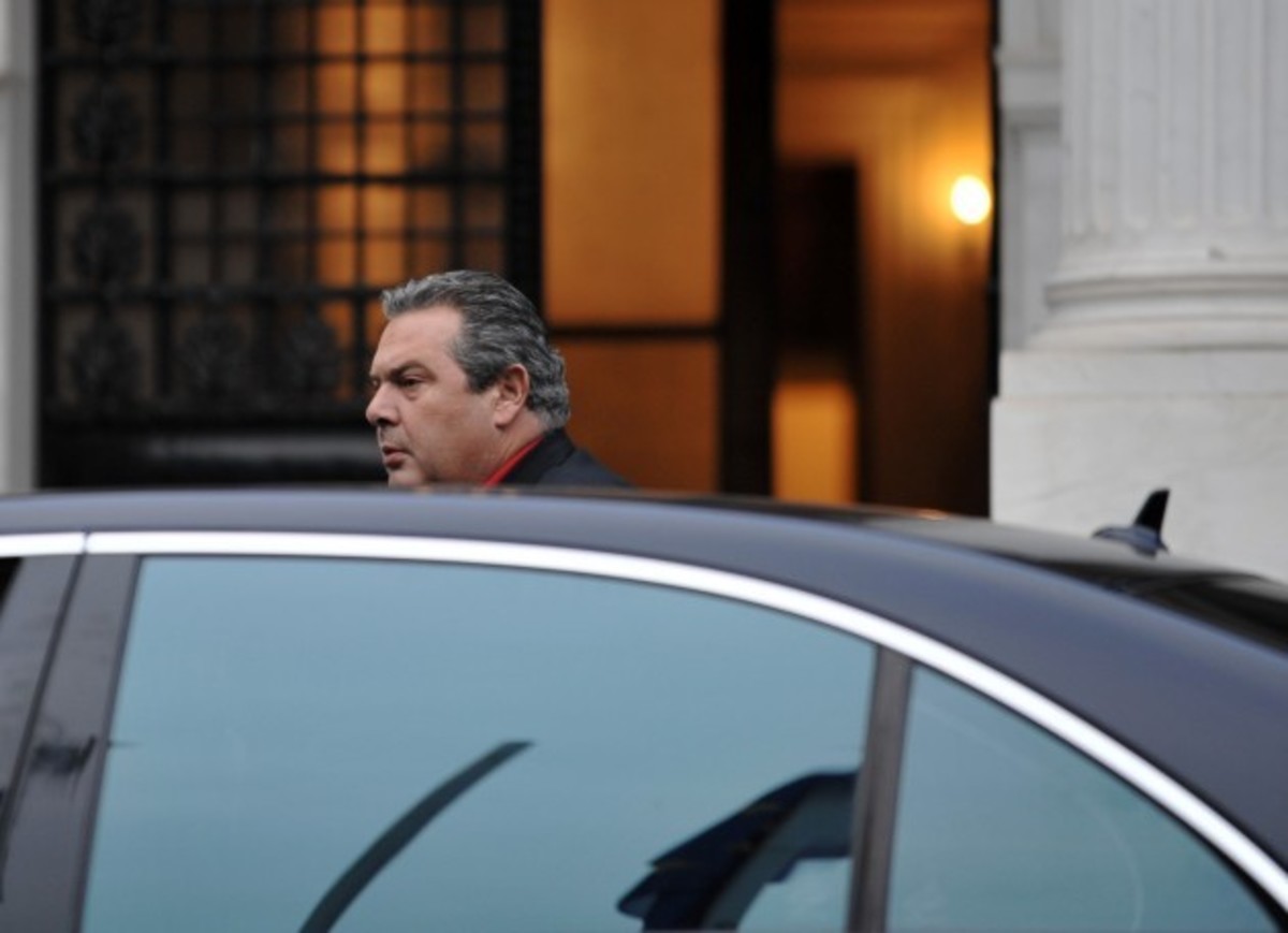 Το τελευταίο χαρτί που πήγε να παίξει ο Καμμένος με τους στρατιωτικούς