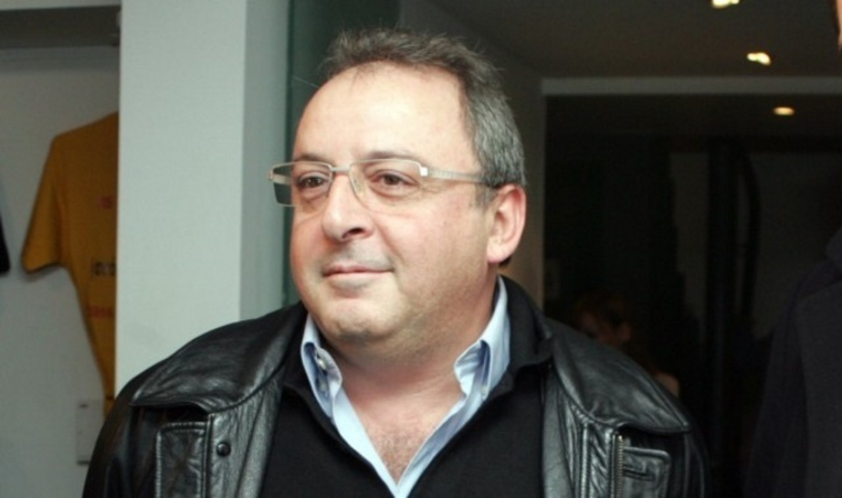 Δημήτρης Καμπουράκης: Οι φήμες για μεταγραφή σε κανάλι και η απάντησή του!
