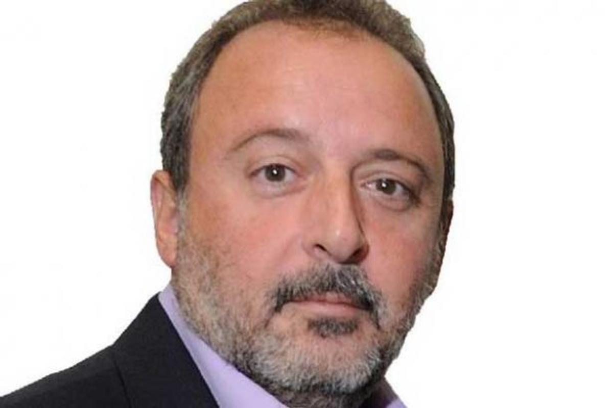 Δημήτρης Καμπουράκης:”Αυτό που βλέπετε κάθε πρωί είναι τα συντρίμμια του παλαιού εαυτού μου”