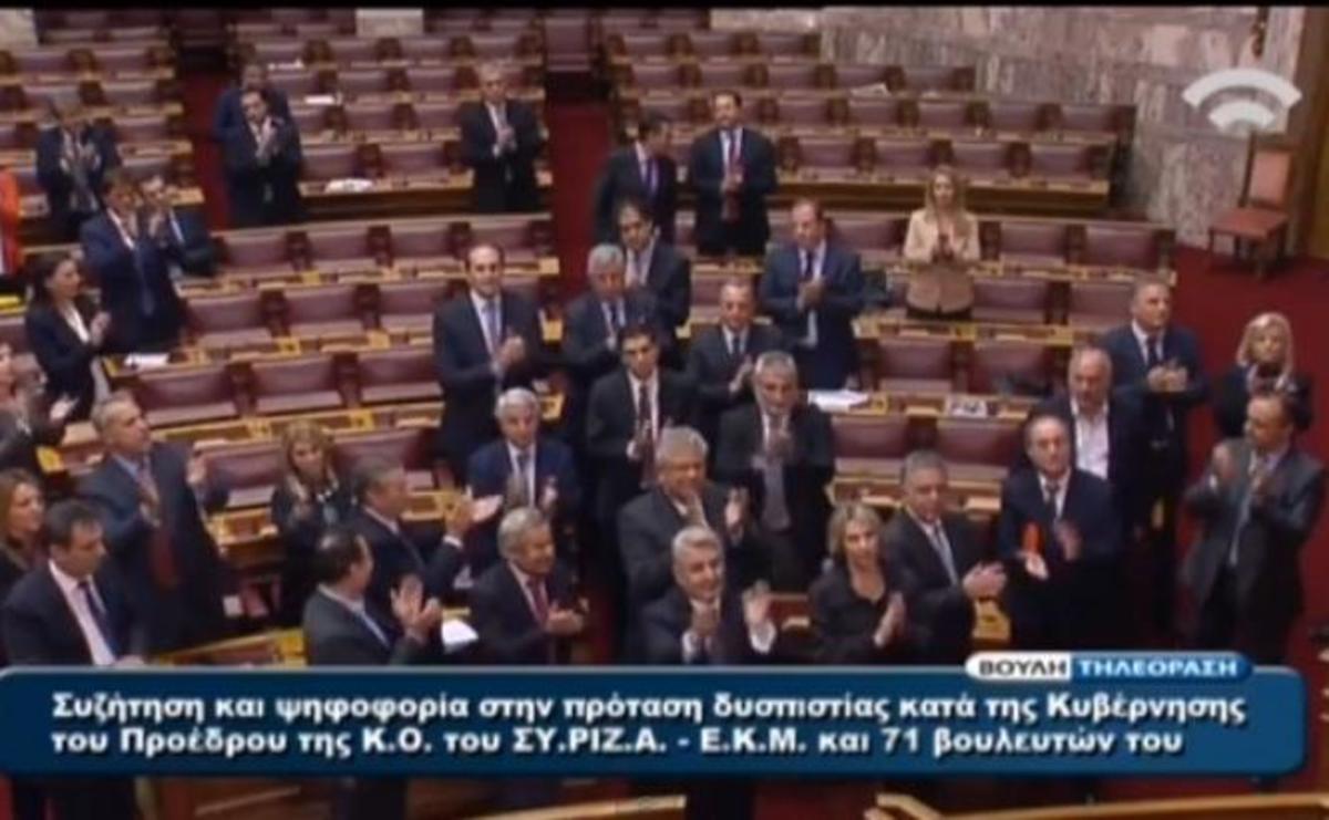 Προτίμησαν “Πολίτικη Κουζίνα” από το…σώου στη Βουλή!