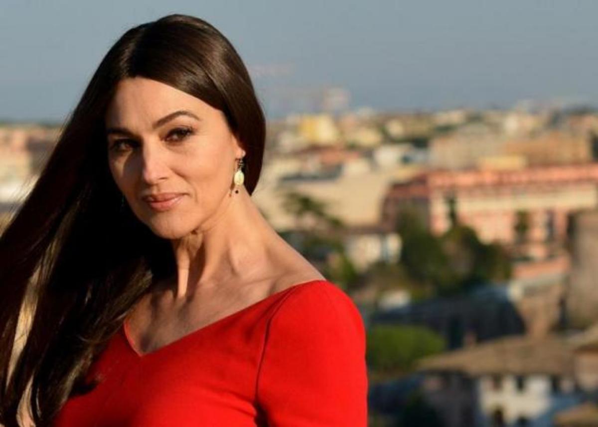 Η οικοδέσποινα Μόνικα Μπελούτσι και όσα πρέπει να ξέρεις για το φετινό Φεστιβάλ των Καννών!
