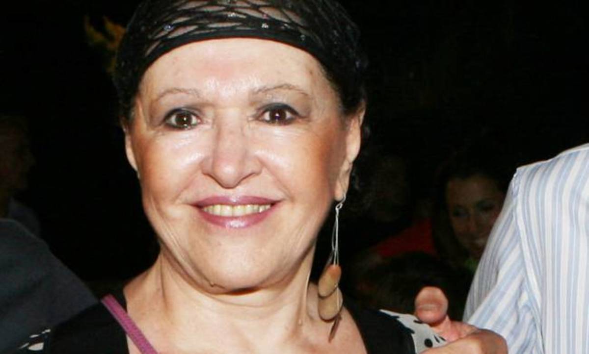 Η Μάρθα Καραγιάννη αποκαλύπτει την πραγματική της ηλικία!