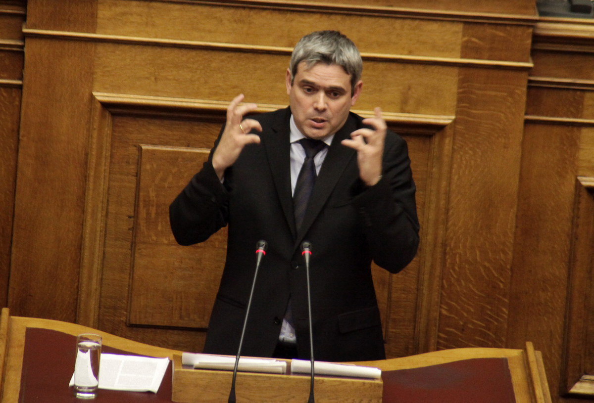 ΝΔ: Ο Τσίπρας οικειοποιείται τη δουλειά του Σαμαρά!