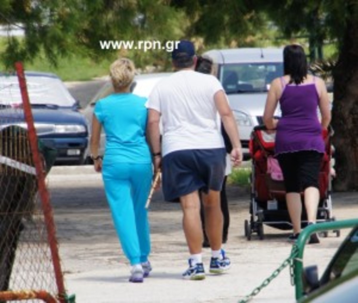 Βόλτα του Καραμανλή με σορτσάκι.Δείτε φωτογραφίες