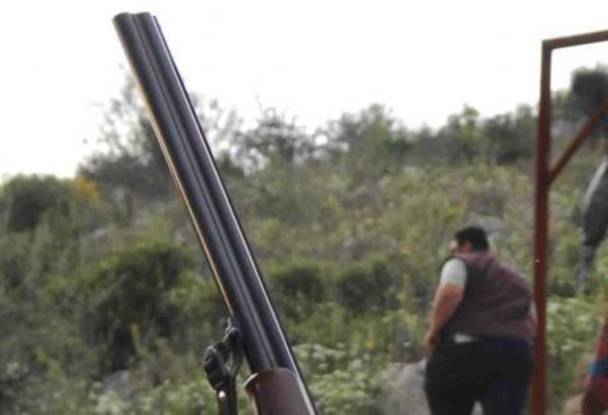 Αχαΐα: Πυροβόλησε παιδιά επειδή έπαιζαν μπουγέλο!