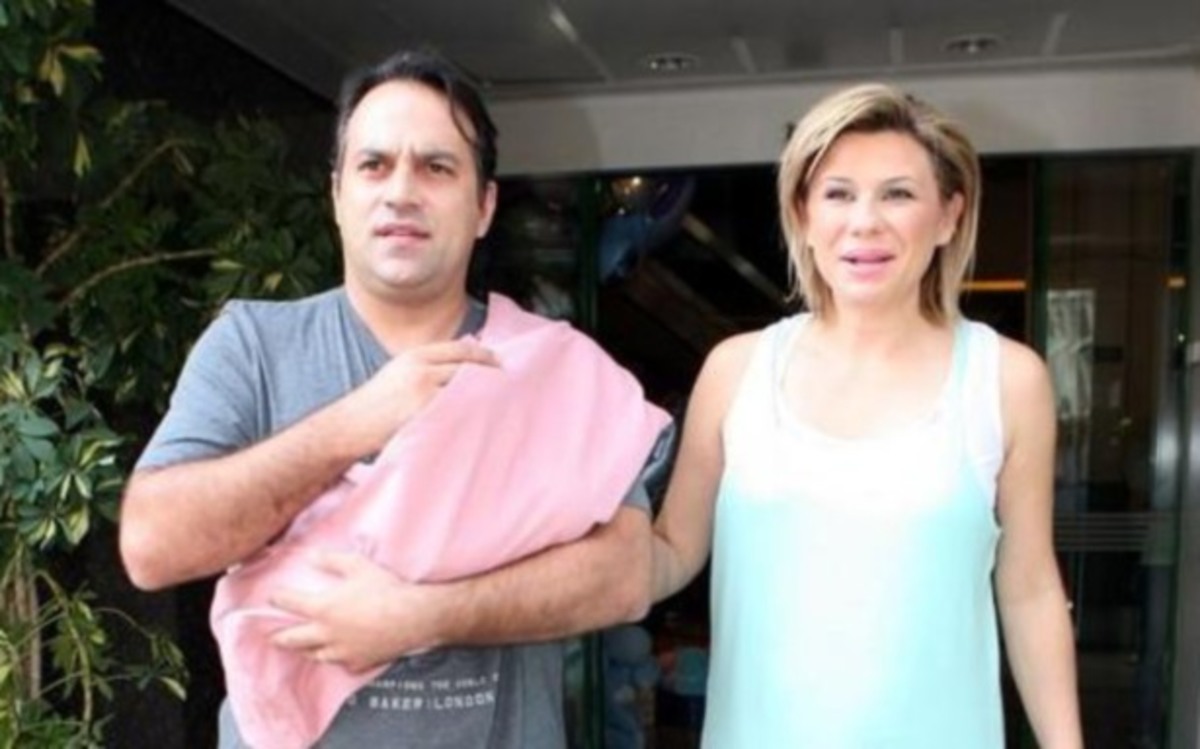 Καραβάτου – Κατσούλης: Γιατί διάλεξαν τέσσερις νονούς για την κόρη τους;