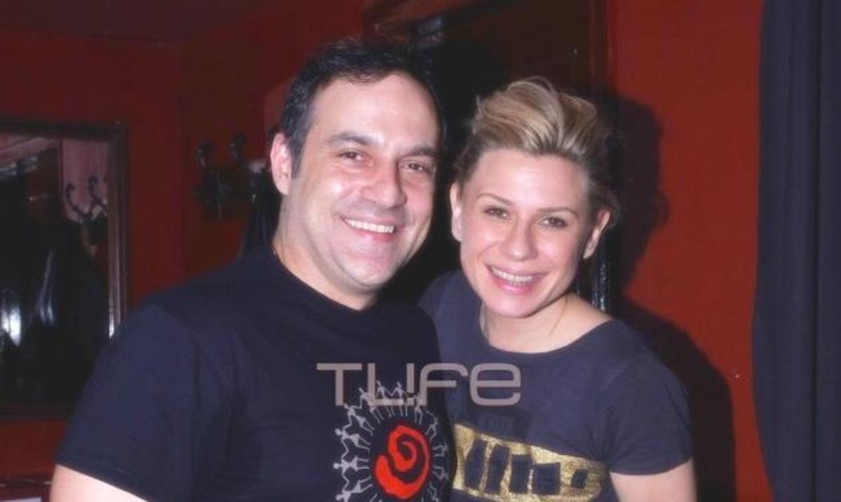 Καρέ καρέ η εμφάνιση της Κατερίνας Καραβάτου στην σκηνή του θεάτρου!