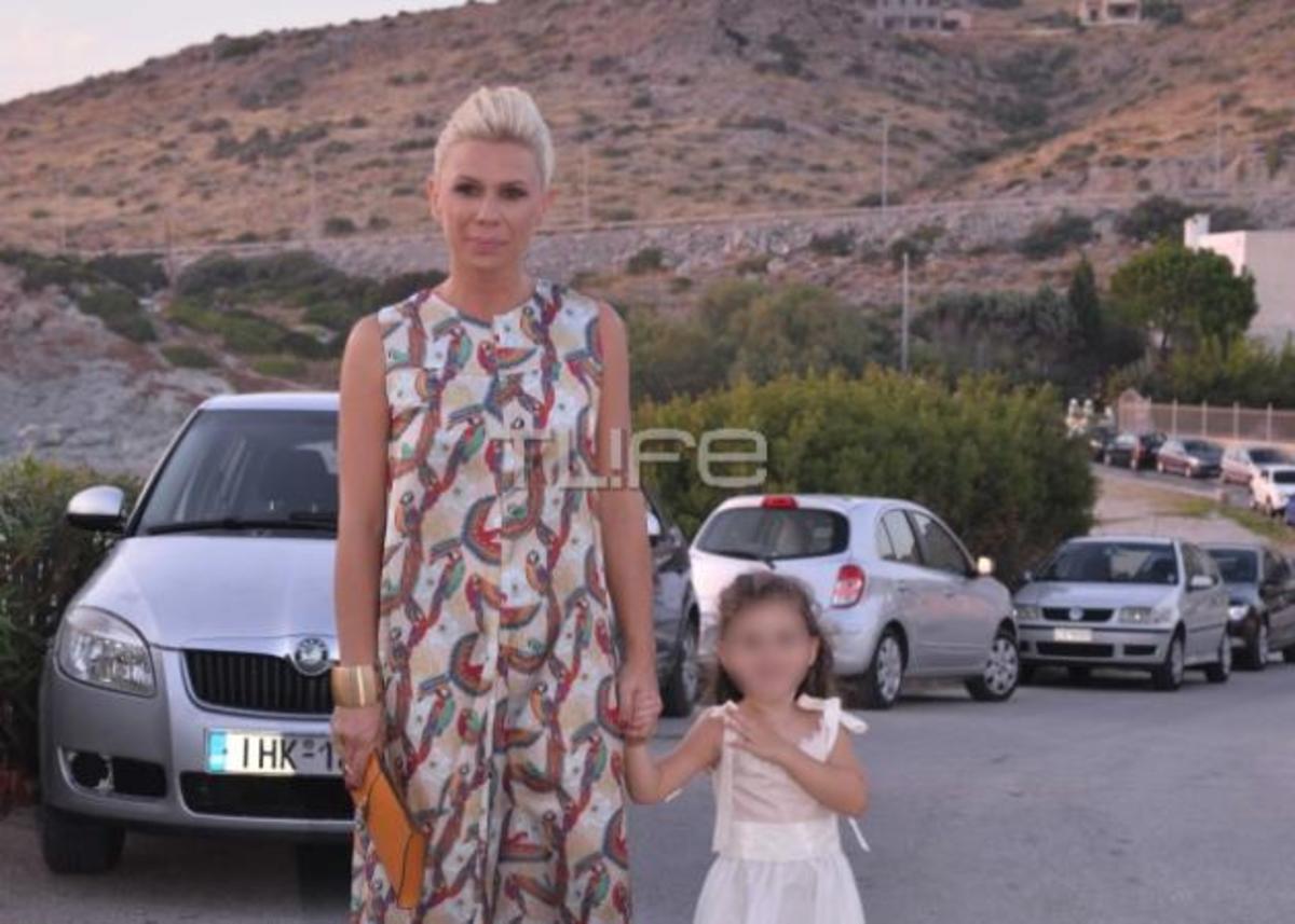 Κατερίνα Καραβάτου: Με ίωση η κόρη της Αέλια!