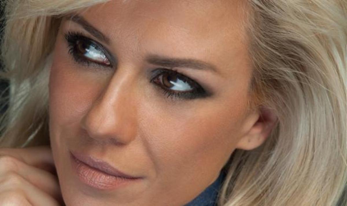 Πέρασε το πρωινό στο κρεβάτι με την κόρη της η Κατερίνα Καραβάτου! ΦΩΤΟ