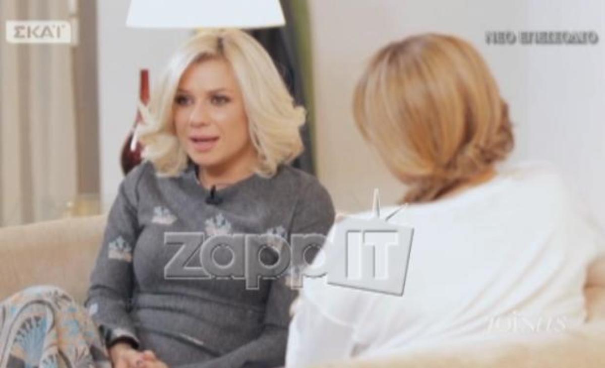 «Λύγισε» η Κατερίνα Καραβάτου όταν μίλησε για τον πατέρα της