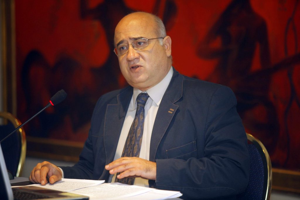 Αμετανόητος ο εμπνευστής του ΕΝΦΙΑ: Είναι δίκαιος φόρος!