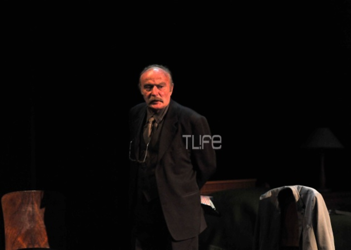 Ντίνος Καρύδης: «Ποτέ δεν τη συμβούλεψα τη Σμαράγδα. Πιο πολύ με συμβουλεύει εκείνη»