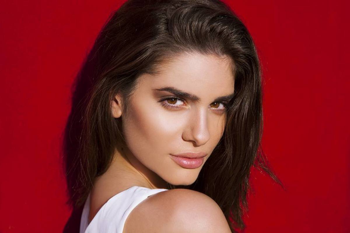 Αυτή είναι η πρωταγωνίστρια του νέου βίντεο κλιπ του Παντελή Παντελίδη, Άλλη Μία Ευκαιρία!