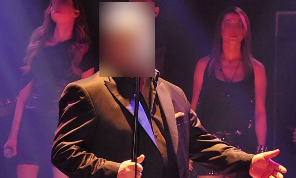 Σοκάρει ο τραγουδιστής! «Ήταν οκτώ άτομα στο τραπέζι, μερικές χειροβομβίδες και ένα οπλοπολυβόλο να με σημαδεύει»