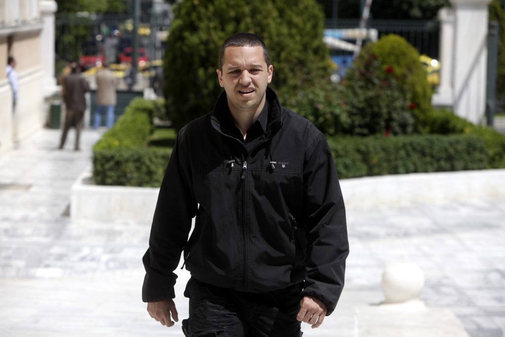 Στο Στρατοδικείο Αθηνών εμφανίστηκε ο βουλευτής της Χρυσής Αυγής Ηλίας Κασιδιάρης.