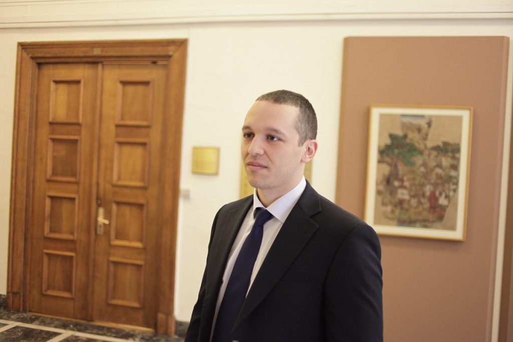 Την άρση ασυλίας του Ηλία Κασιδιάρη αποφάσισε η Ολομέλεια