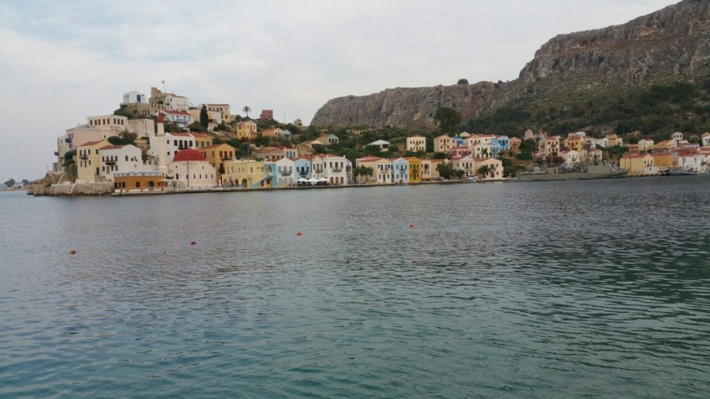 Οικονομικά κίνητρα για όσους αποφασίσουν να δουλέψουν στο Καστελόριζο