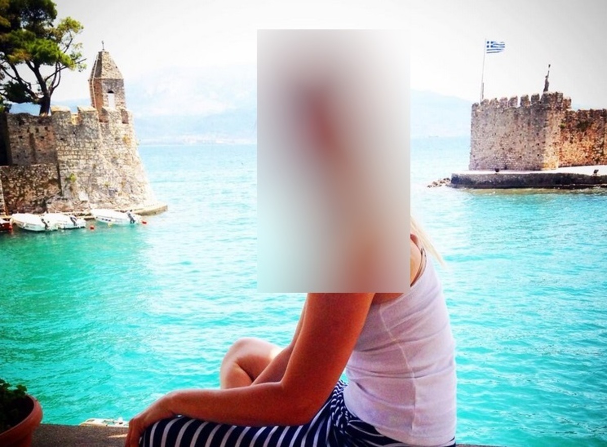 Ποια παρουσιάστρια βρίσκεται σε αυτό το πανέμορφο κάστρο;
