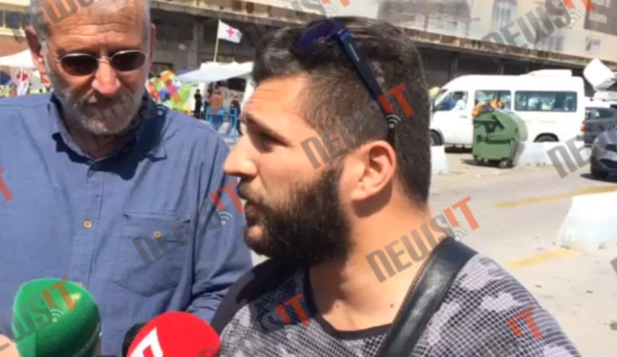 Καταγγελία οδηγού για πρόσφυγες