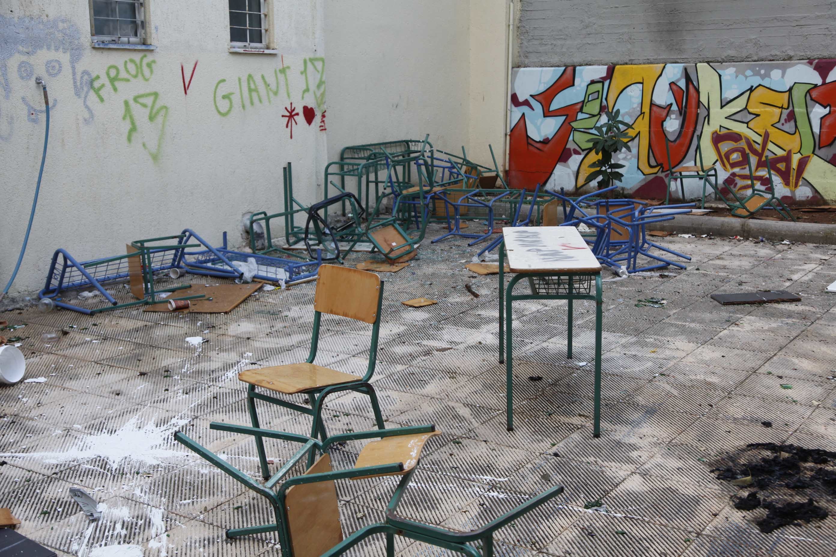 Οι εξωσχολικοί στις καταλήψεις θα οδηγούνται αμέσως στο αυτόφωρο