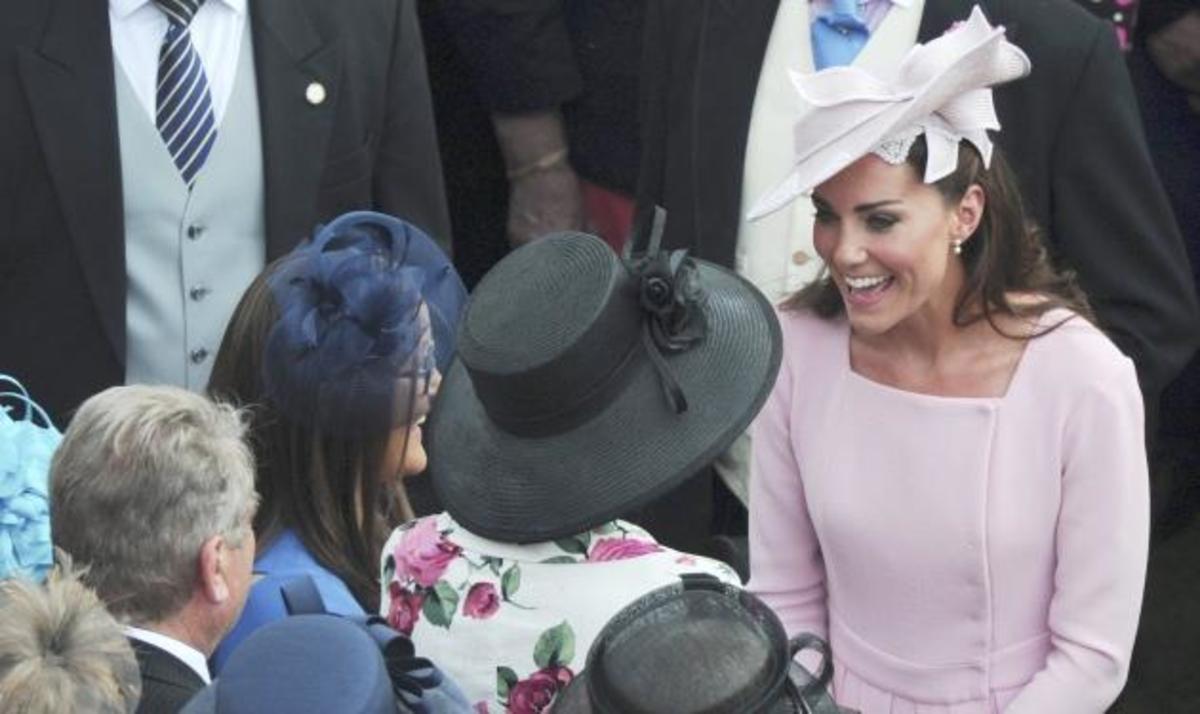 Όλα τα βλέμματα στραμμένα στην Δούκισσα Catherine! Φωτογραφίες