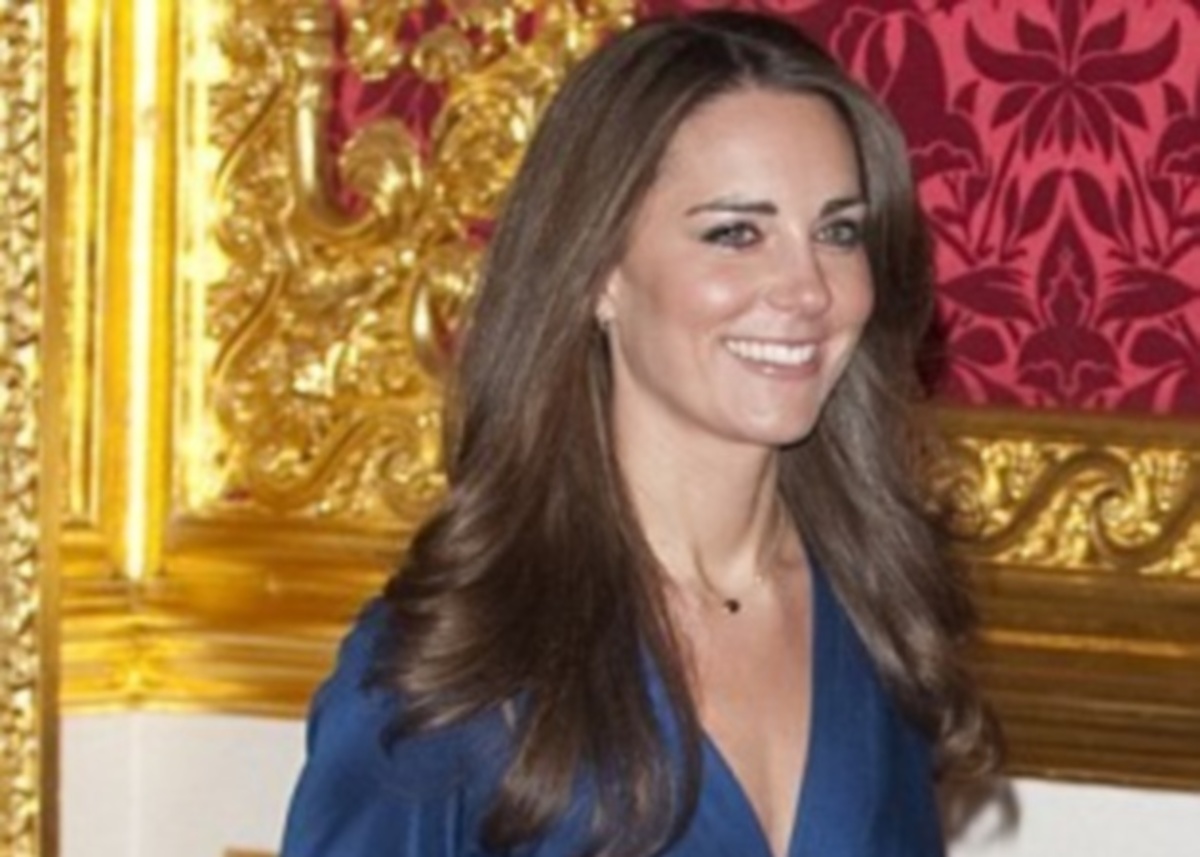 Το φόρεμα της Kate Middleton γίνεται δικό σου με ένα “κλικ”