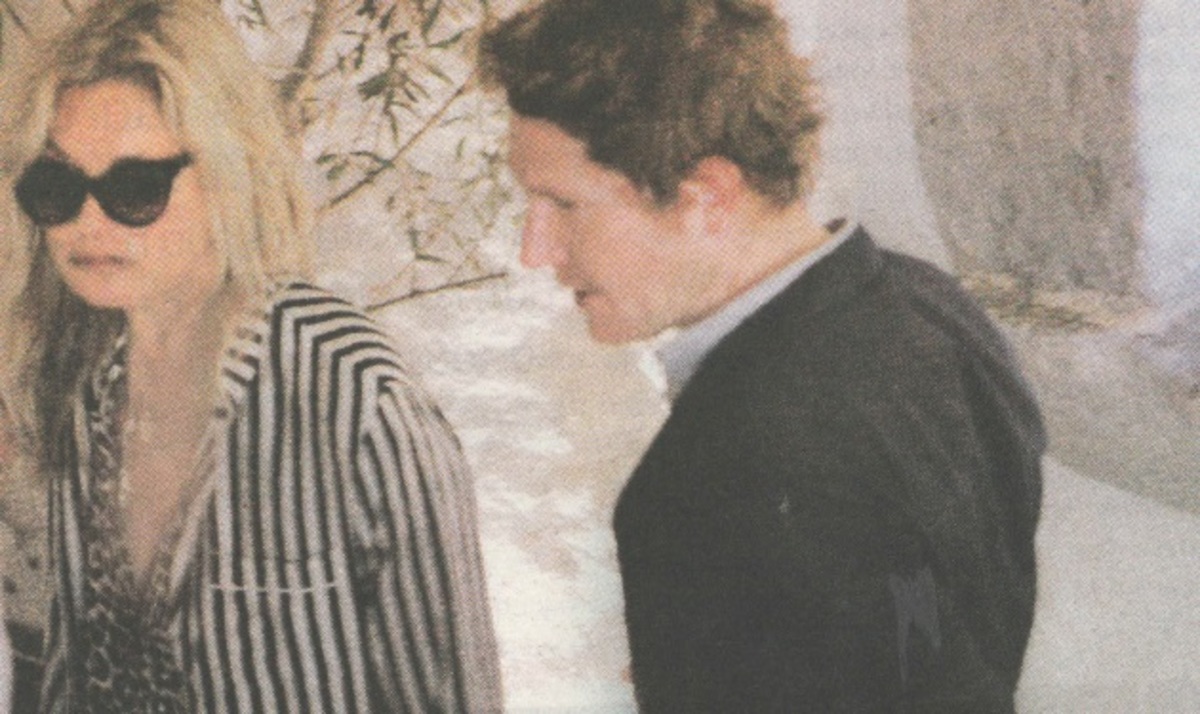 Επίσκεψη ινκόγκνιτο της Kate Moss στην Πάτμο – Συνοδευόταν από γοητευτικό άντρα