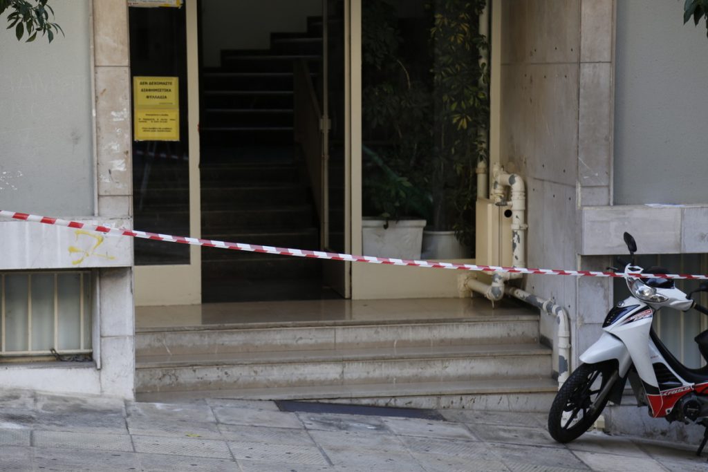 Εξιχνιάστηκε το φρικιαστικό έγκλημα με το κατεψυγμένο πτώμα – Για 200 χιλιάδες ευρώ σκότωσαν τον 63χρονο ναυτικό