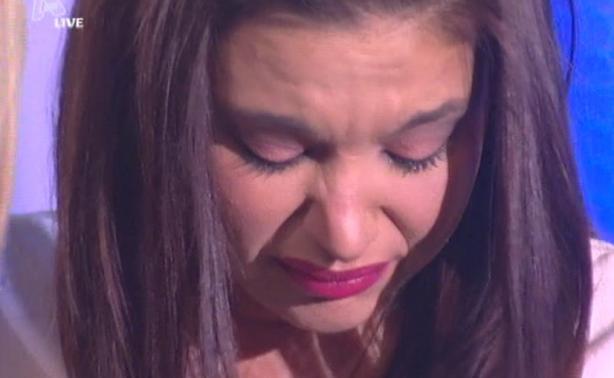Με κλάματα αποχώρησε η Κατερίνα από το Greek Idol!