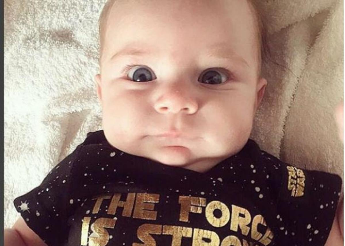 Είναι το μωρό Έλληνα τραγουδιστή και… “έλιωσε” το instagram!