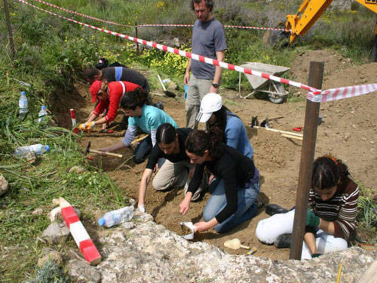 Κατεχόμενα: Βρέθηκε μαζικός τάφος 29 στρατιωτών