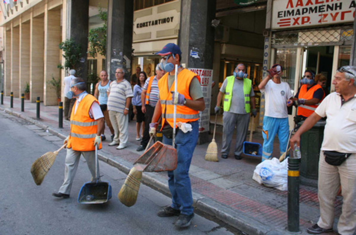 30 Εποχικοί στην Πετρούπολη