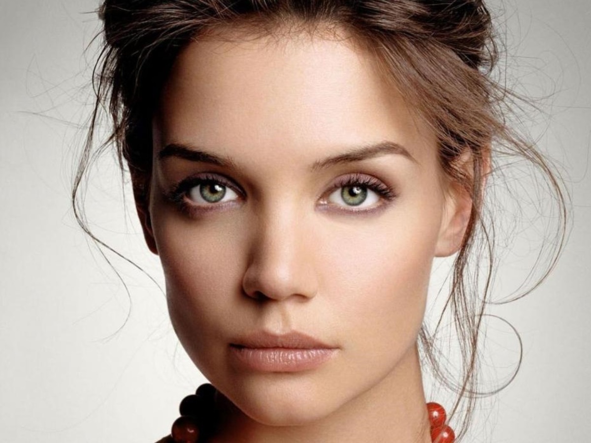 Αγνώριστη η Katie Holmes ένα χρόνο μετά το χωρισμό της από τον Tom Cruise