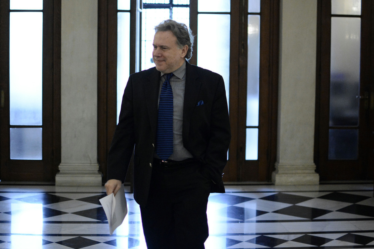 Ασφαλιστικό: Διευκρινήσεις Κατρούγκαλου για τα μπλοκάκια