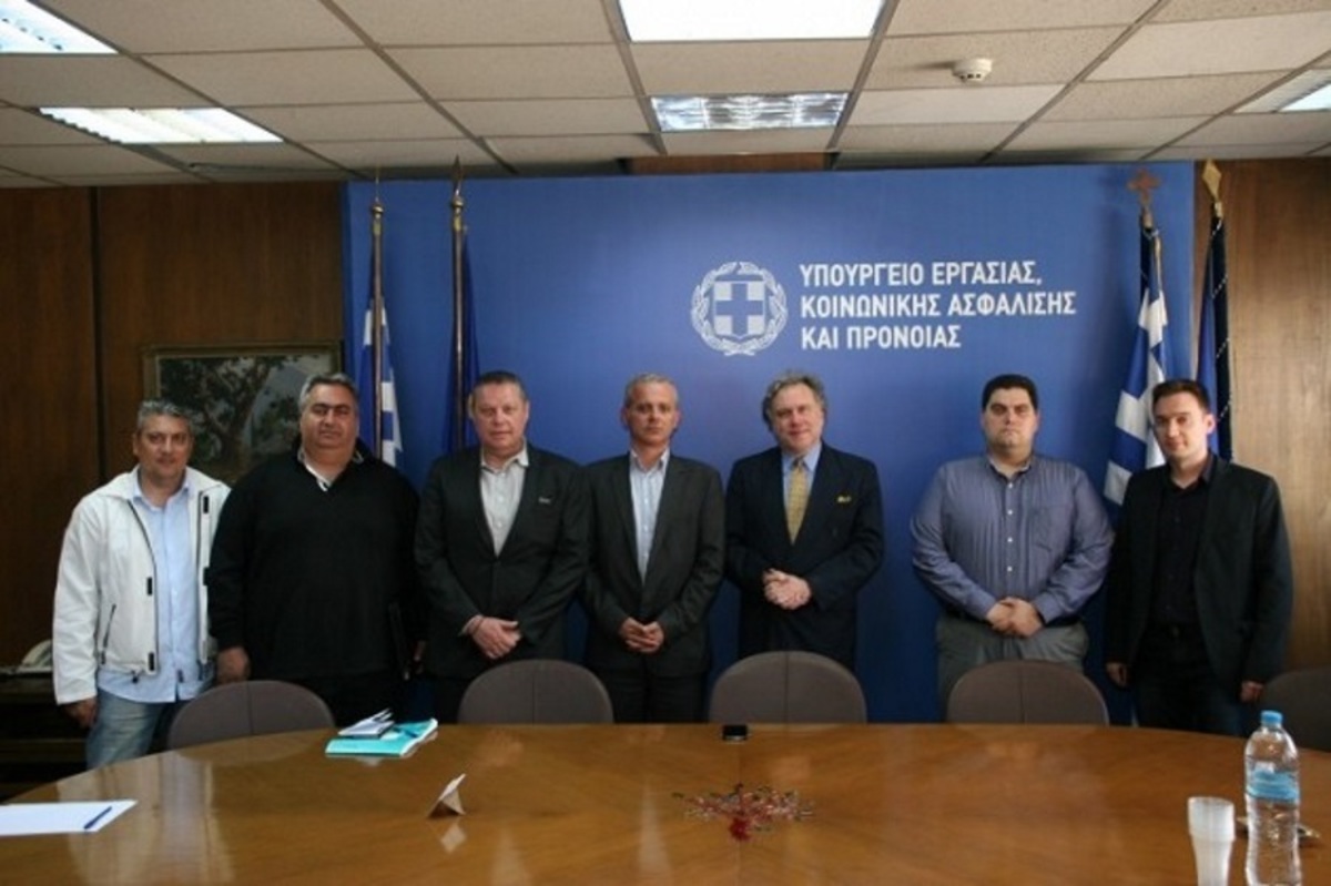 Ασφαλιστικό – συνταξιοδοτικό: Τι είπαν στον Κατρούγκαλο οι Ομοσπονδίες ενστόλων