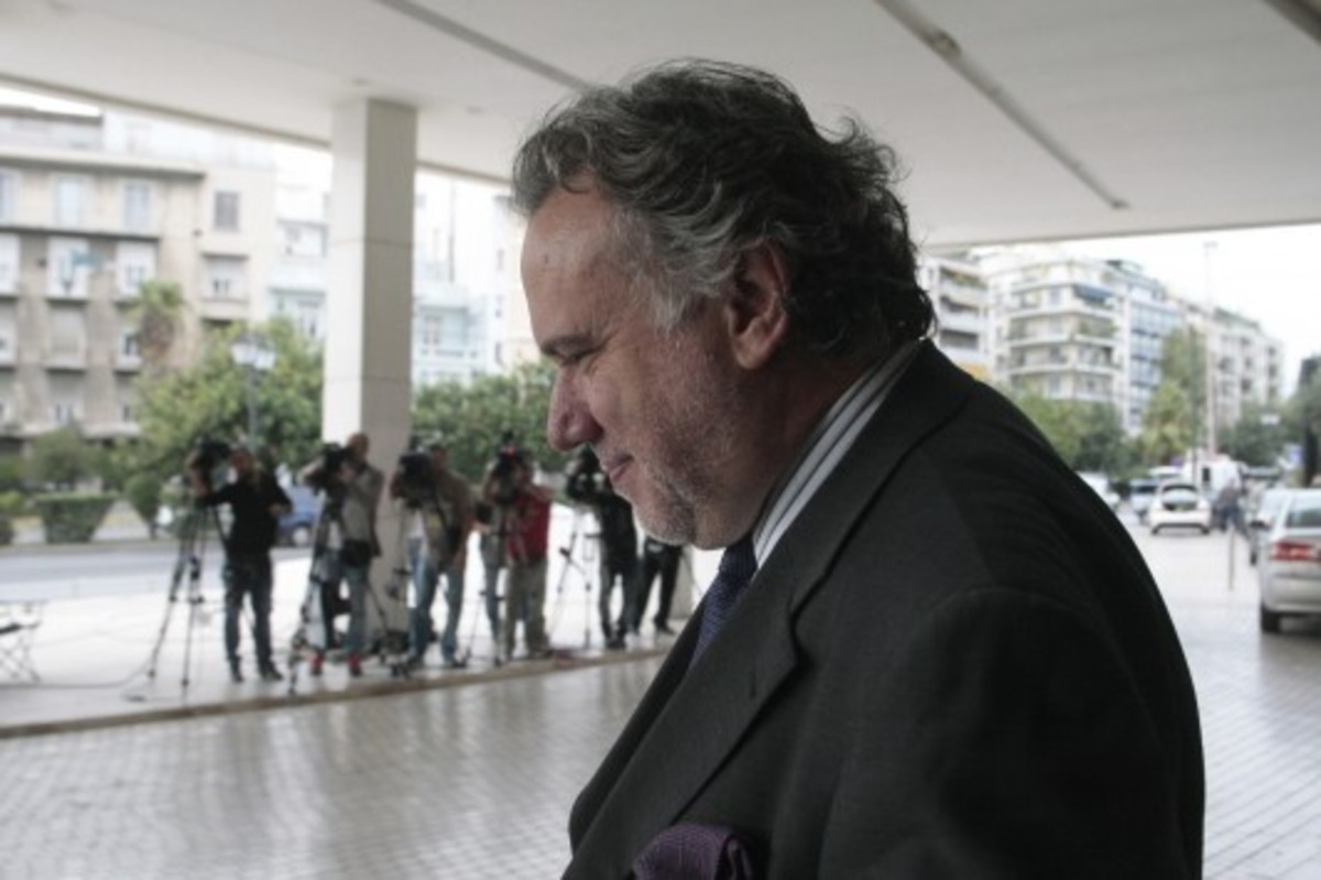 Κατρούγκαλος: Όλοι οι ασφαλισμένοι σε ΙΚΑ, ΟΓΑ και ΝΑΤ! – “Περίπλοκο” θέμα οι εισφορές!