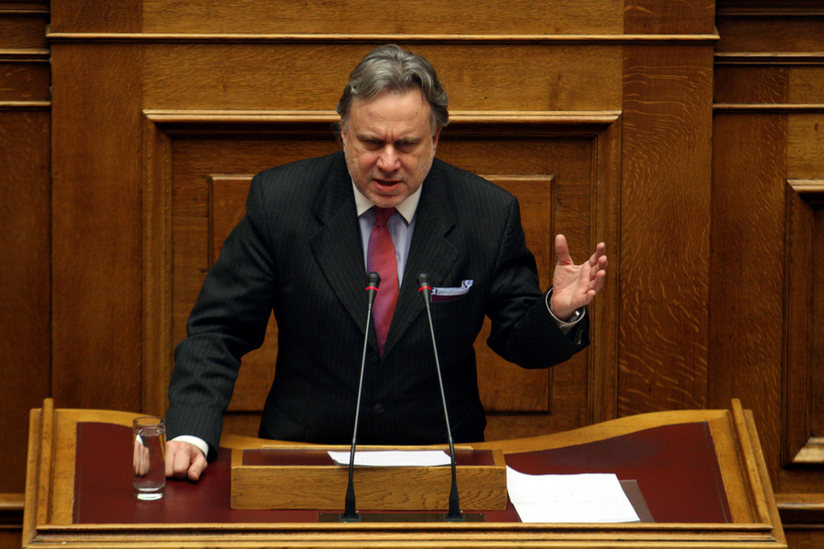 Ευτυχώς κύριε Κατρούγκαλε που ο Αδωνις Γεωργιάδης δεν είναι Αλέξης Μητρόπουλος…