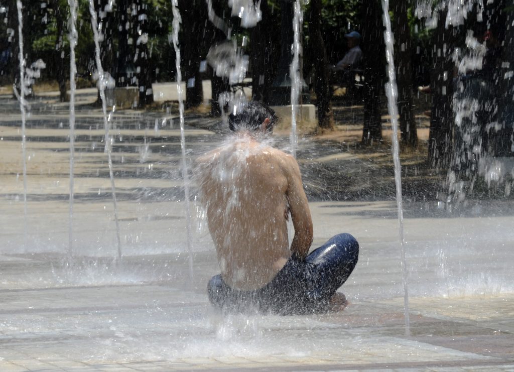 «Χτυπάει» 39αρι τη Δεύτερα ο υδράργυρος – Θα φτάσει και τους 41 μεσοβδόμαδα!